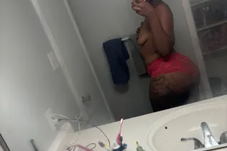 SEXY ASS PEACHES 🍑 - Image 10