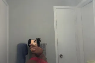 SEXY ASS PEACHES 🍑 - Image 4